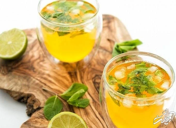 شربت عرق کاسنی با زعفران شربت عرق کاسنی